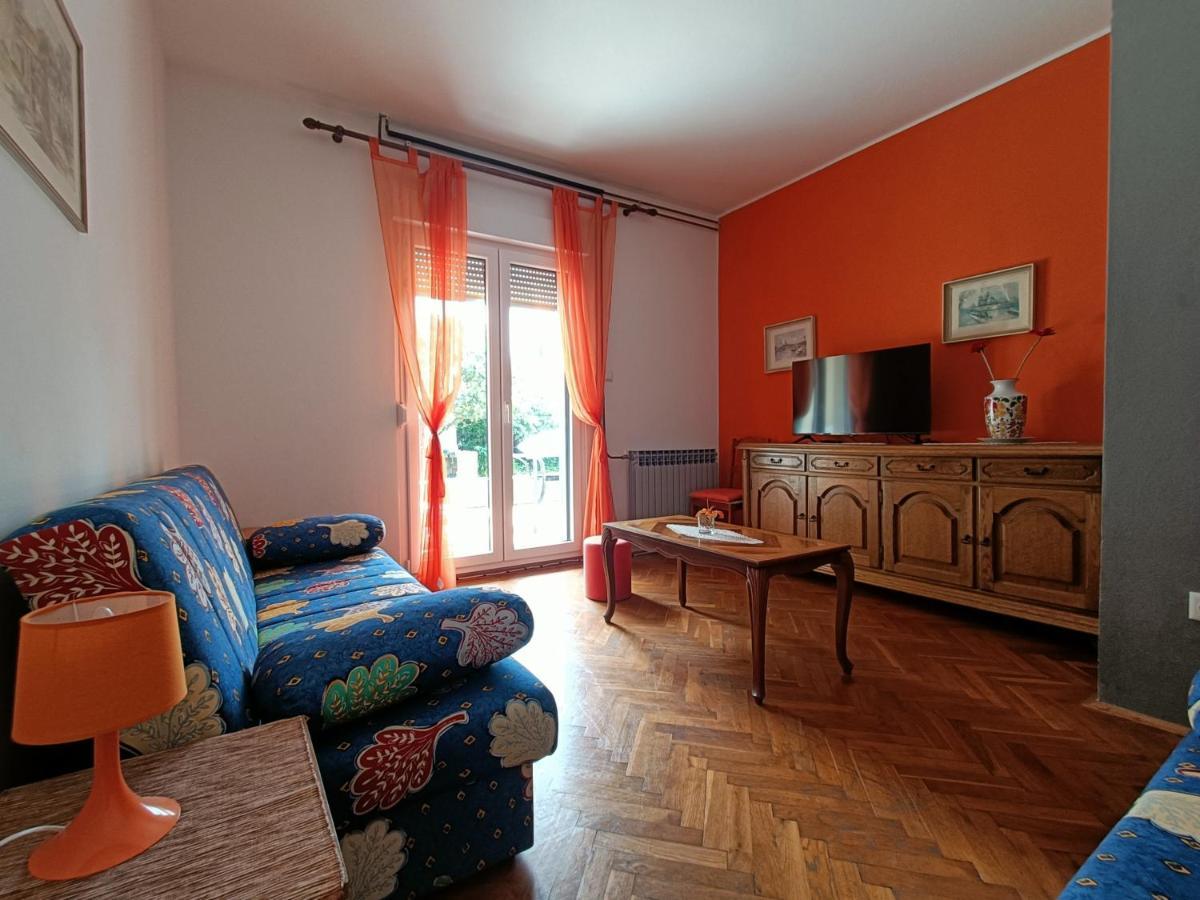 Apartment Pletikos Premantura Exterior photo
